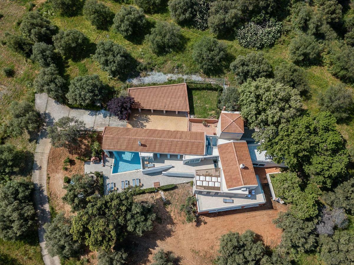 Vilia, House On The Hill * Khania